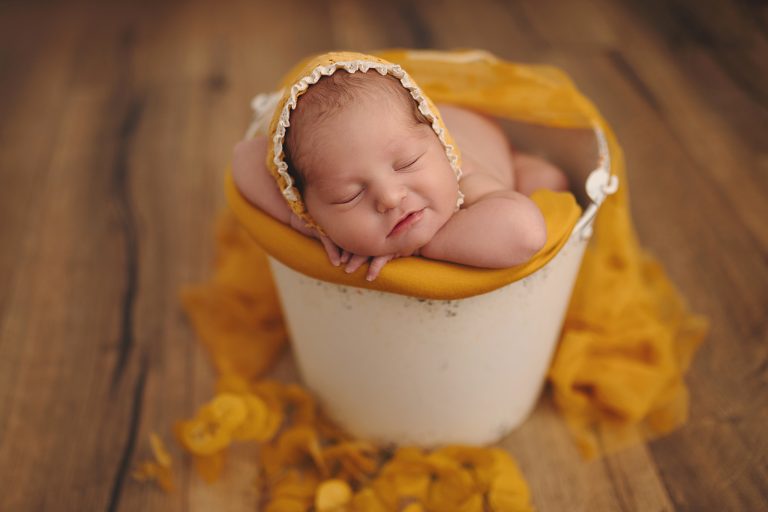 newborn photographer folkestone Kent