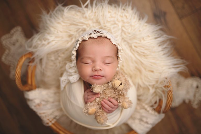 newborn photographer folkestone Kent