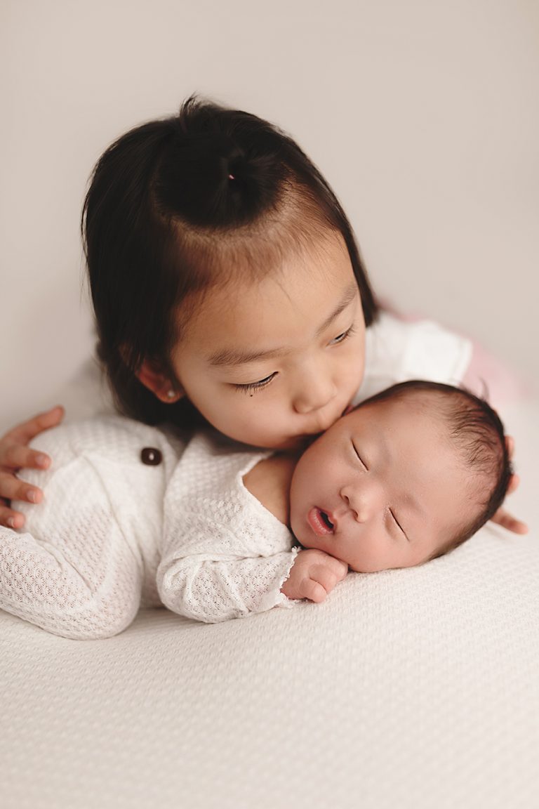 newborn photographer folkestone Kent