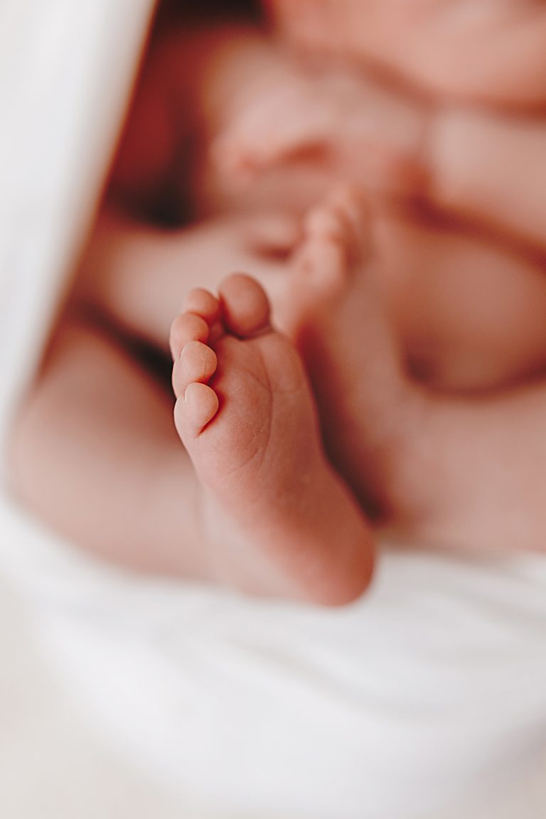 newborn photographer hawkinge