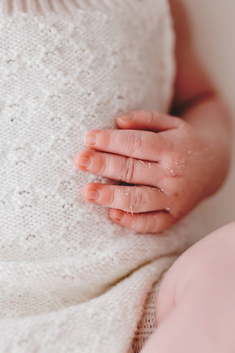 newborn photographer canterbury